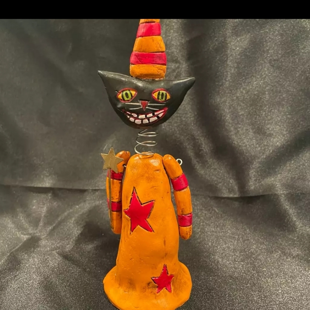 The Penny McAllister Hinged Cat Wizard Figurine by Midwest Cannon Falls